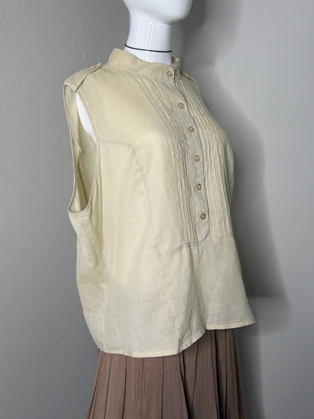 Jamie Nicole 100% Linen Sleeveless Cream Pintuck Button-Front Top 3XL